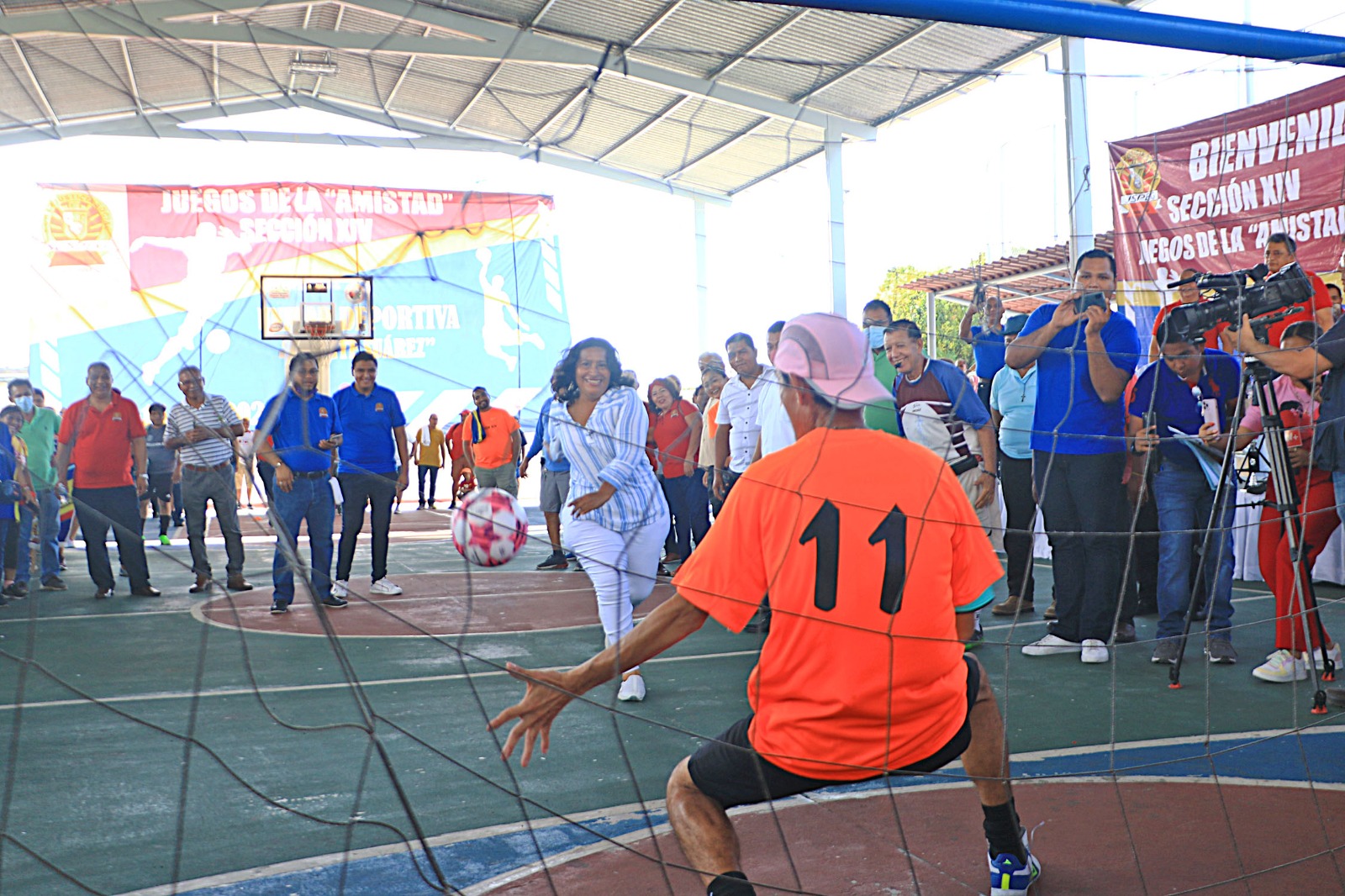 Inaugura Abelina L Pez Juegos Deportivos De La Secci N Xiv Del Suspeg