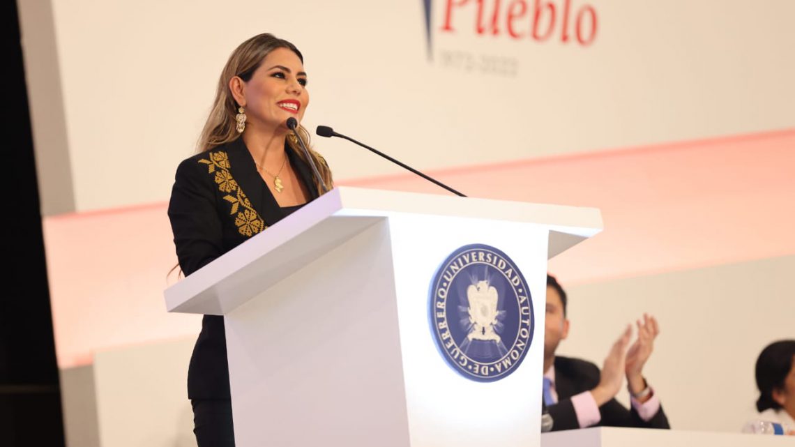 Evelyn Salgado aliada de la Universidad Autónoma de Guerrero