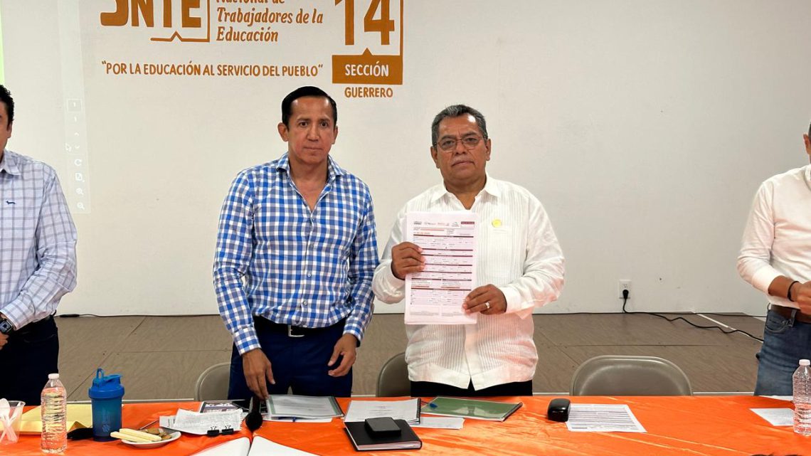 Firman Sección 14 del SNTE y CCE convenio para que trabajadores de la educación adquieran viviendas