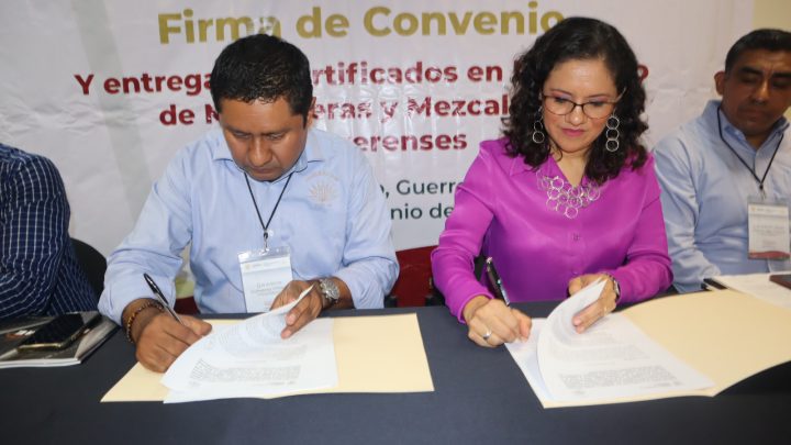 Firma SEFODECO y COMERCAN convenio para impulsar la certificación de la calidad del mezcal guerrerense