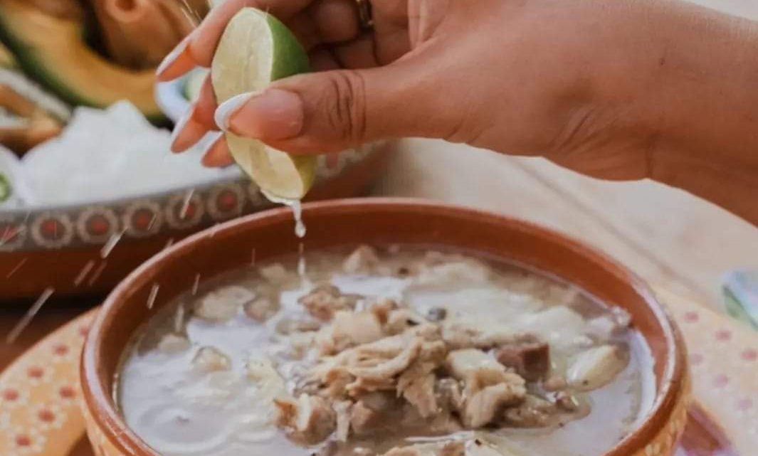 Participarán cerca de 20 establecimientos en el próximo festival del día del pozole Zihuatanejo 2024