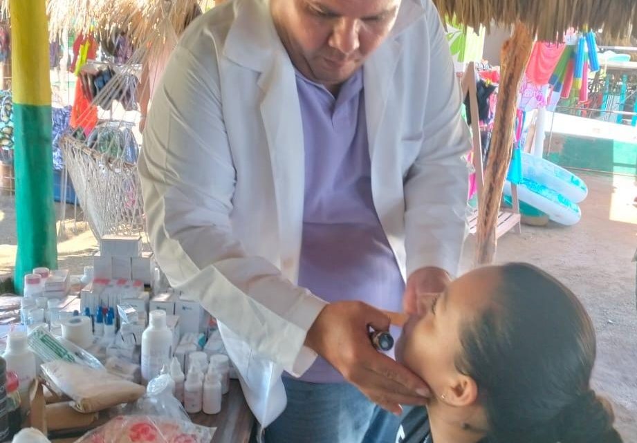 Instala la SSG módulos de atención médica en los principales puntos turísticos de Guerrero