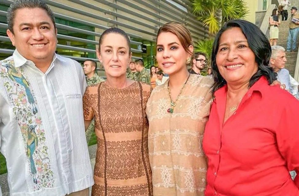 Se reúne Abelina con López Obrador y Claudia Sheinbaum en Acapulco