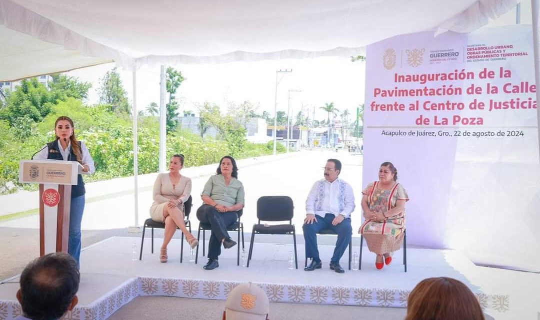 Impulsa Evelyn Salgado la transformación educativa con la entrega de 39 nombramientos de admisión y promoción vertical