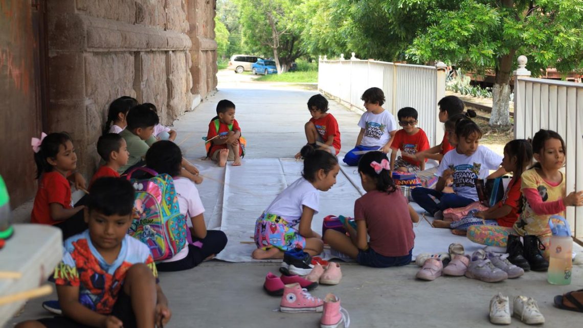 Más de 200 niños y adolescentes asisten a los talleres Culturales que impulsa la gobernadora Evelyn Salgado