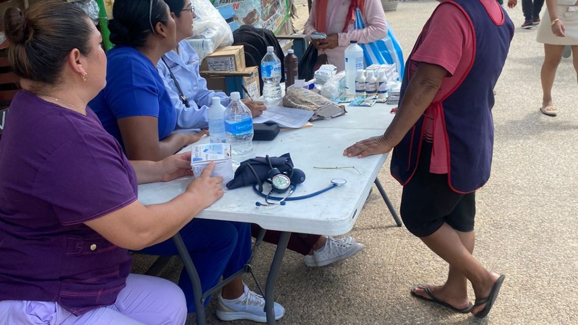 Atención médica oportuna a turistas por periodo vacacional, prioridad de la gobernadora Evelyn Salgado