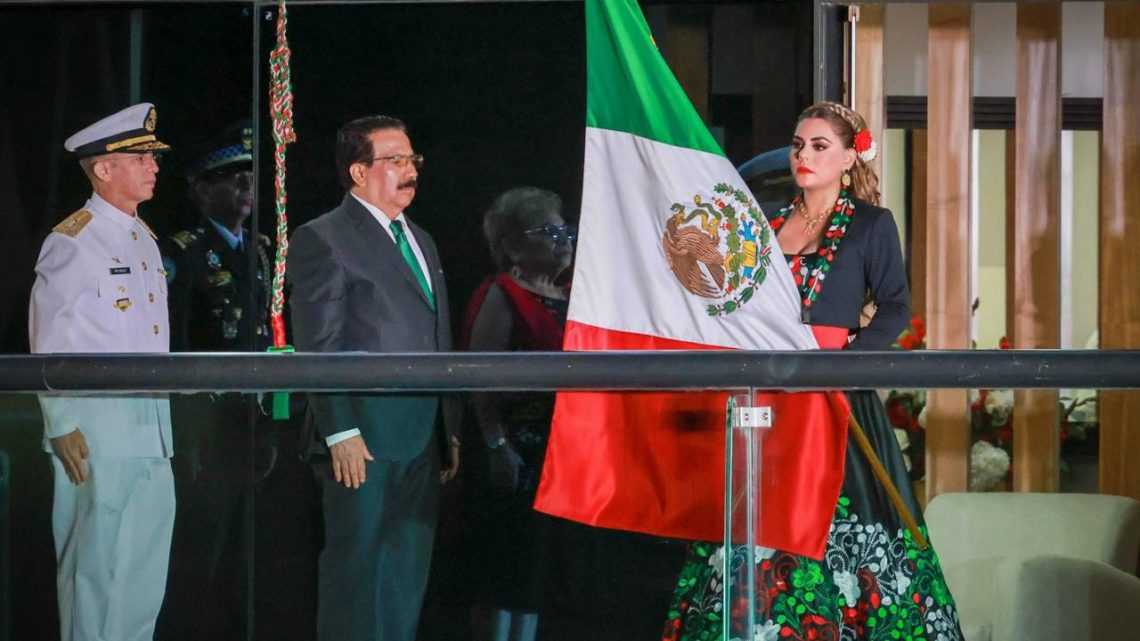 ¡Con orgullo mexicano! Evelyn Salgado celebra el Grito de Independencia en la Casa del Pueblo