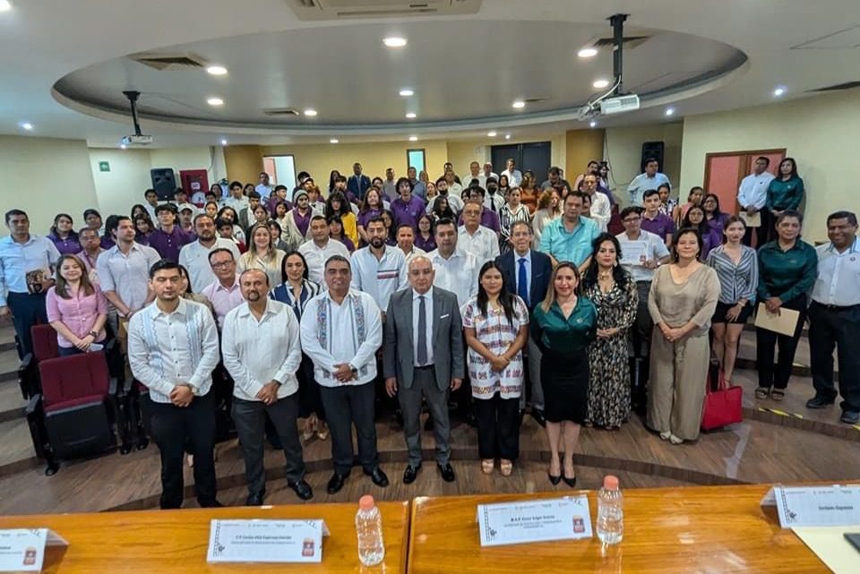 La gobernadora Evelyn Salgado fomenta la creatividad juvenil en Guerrero