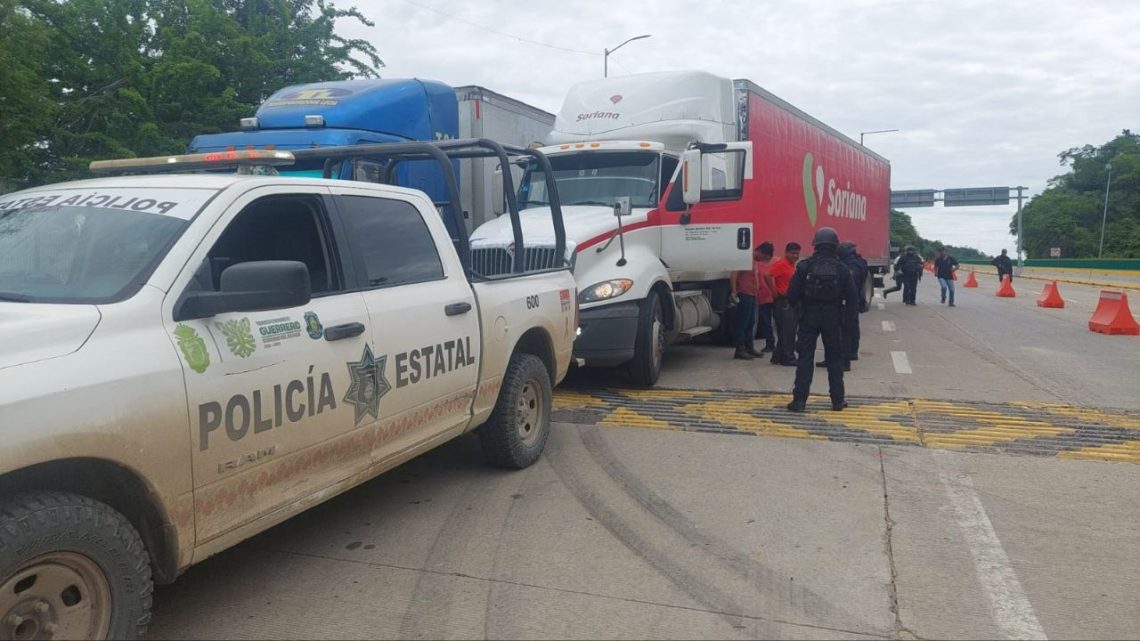 Policía Estatal mantiene seguridad en tiendas de conveniencia y autoservicios de Acapulco