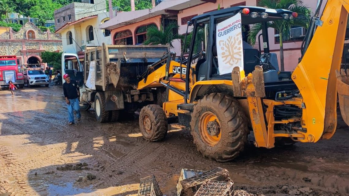 Operativo Fuerza Guerrero: Realizan limpieza del Boulevard de Las Naciones y acceso a Puerto Marqués de Acapulco