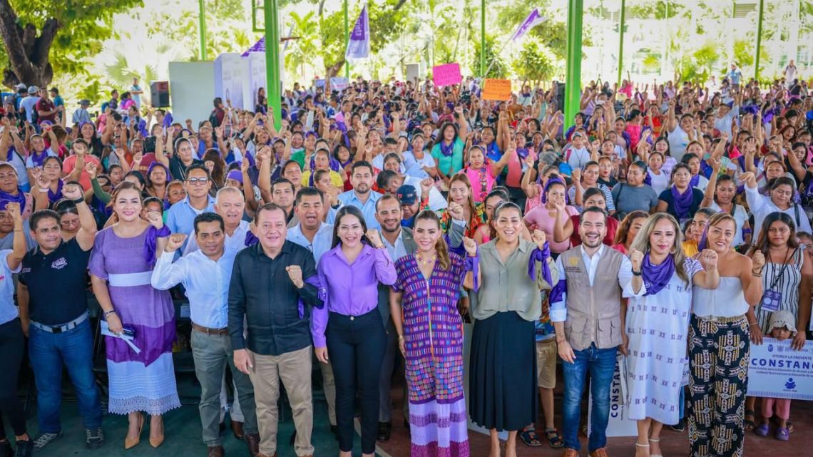 Entrega Evelyn Salgado mil 267 certificados y constancias de capacitación a mujeres beneficiarias del programa Tarjeta Violeta