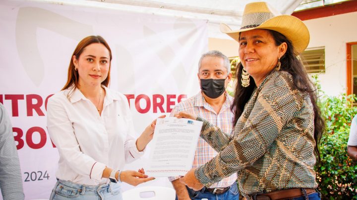 SAGADEGRO credencializa a introductores confiables de ganado bovino de la zona Centro de Guerrero