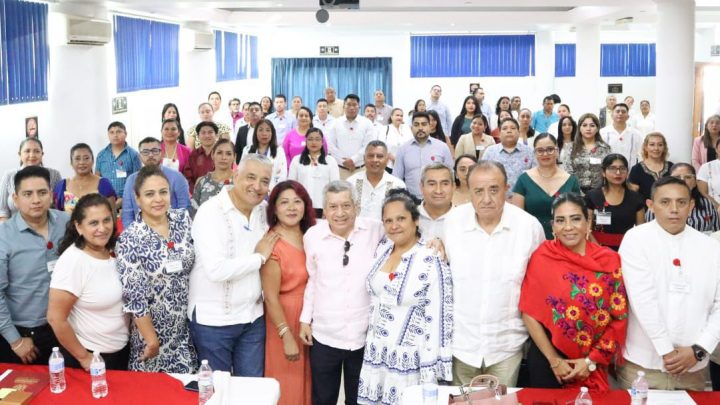 Gobierno de Guerrero reconoce el trabajo de docentes en el modelo “La nueva Escuela Mexicana”