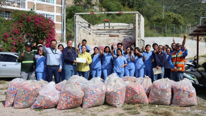 Dona Minera Media Luna 841 kilos de tapitas en apoyo a niños y adolescentes con cáncer