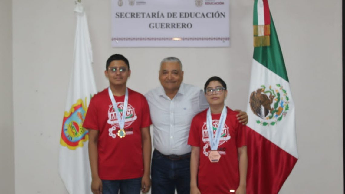 Estudiantes guerrerenses ganan medallas de oro y bronce en el V Torneo Internacional de Matemáticas en Perú