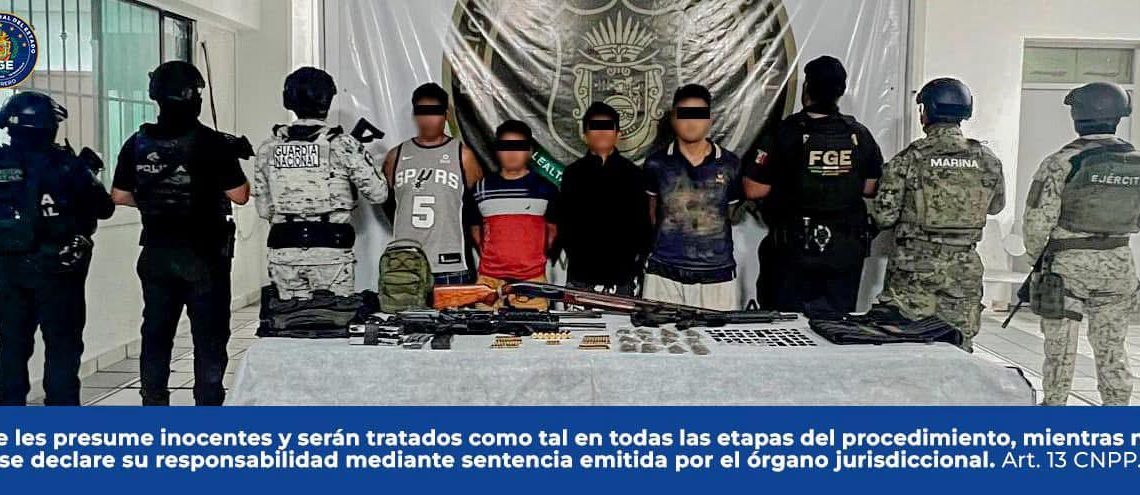 FGEGuerrero detiene a 4 hombres en Acapulco; les asegura armas, vehículos y dosis de droga en operativo interinstitucional