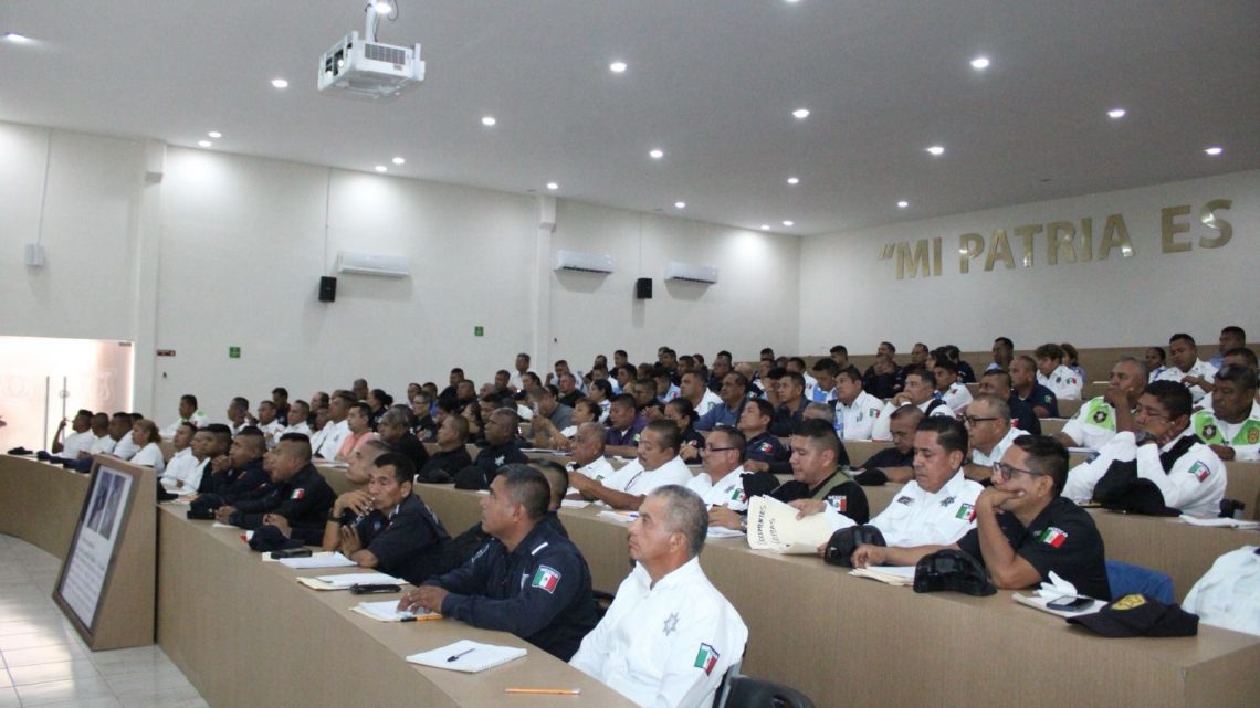 Concluye primera etapa de capacitación impulsada por la SSP Guerrero para policías municipales de 67 municipios